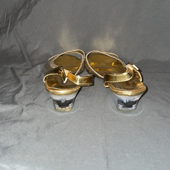 Size 7.5 Women’s Pierre Dumas Gold and Clear Heels - Picture 4 of 6